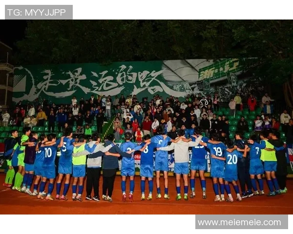 赛后分析：西安足球队与杭州足球队的团队协作表现与战术探讨