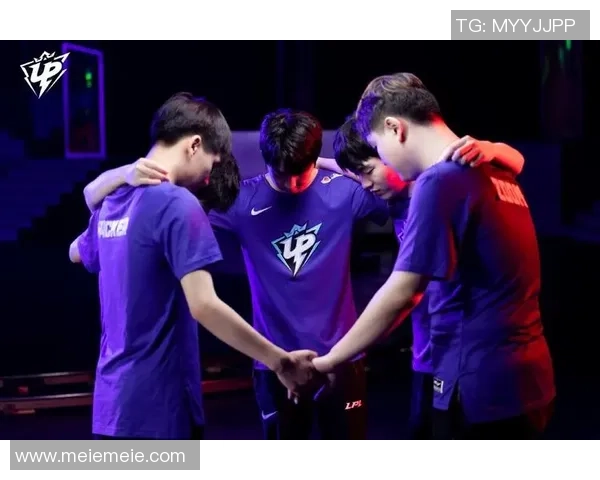 赛后分析V5与RNG在比赛中的团队配合与战略执行探讨